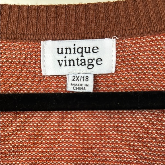 NWOT Vintage Chevron Sweater - Picture 2 of 7